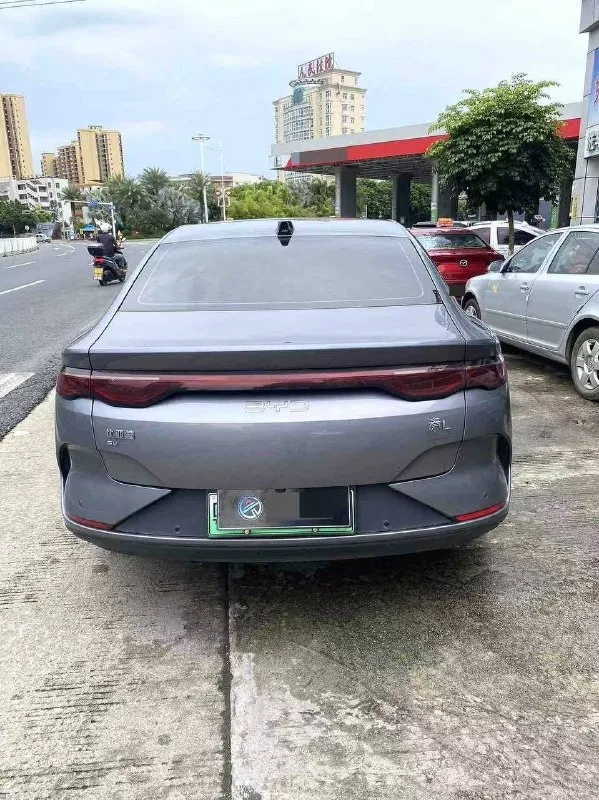 BYD Qin L EV