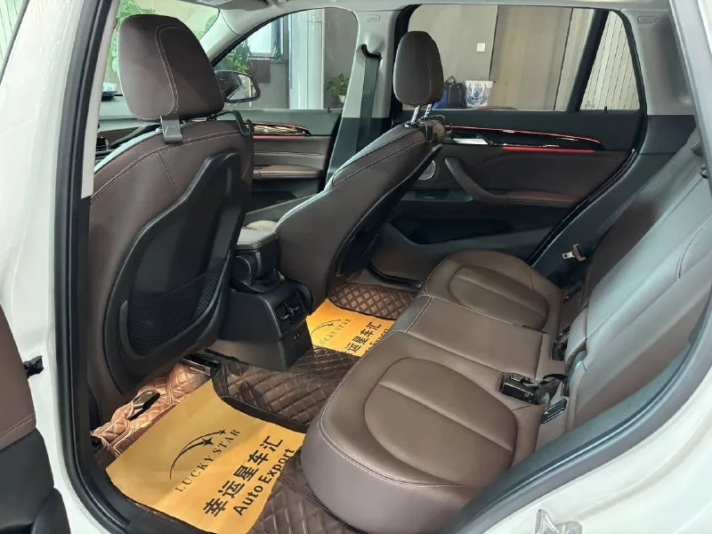 BMW X1 sDrive 20Li