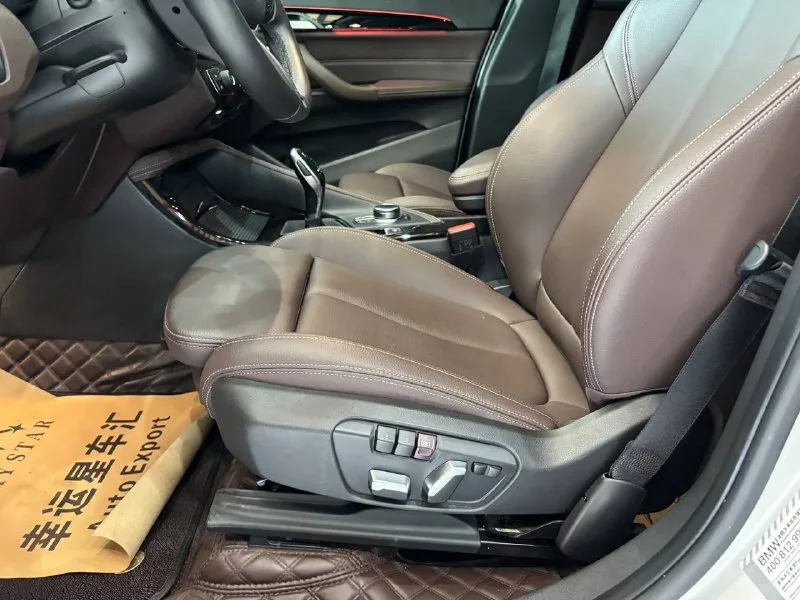 BMW X1 sDrive 20Li