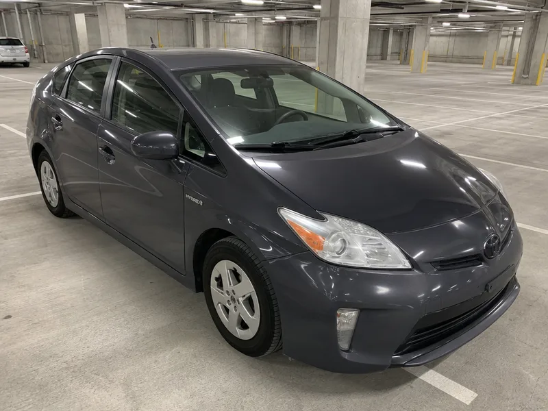 Toyota Prius (XW50) - изображение 1